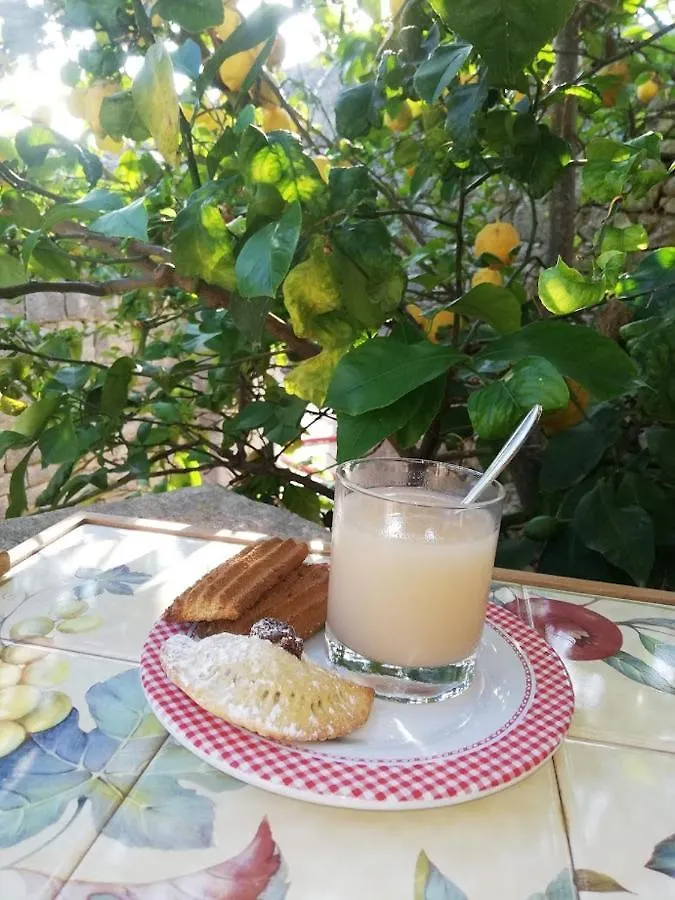 Agriturismo Fondo Paliemmu B&B Modica Alloggio per agriturismo