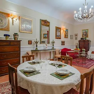 https://la-casa-di-dante.palermohotels.org